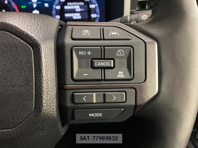 Toyota HILUX 2026-07 8649877-4