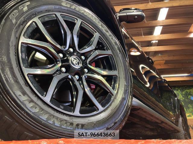 Toyota HILUX 2024-03 8649882-11