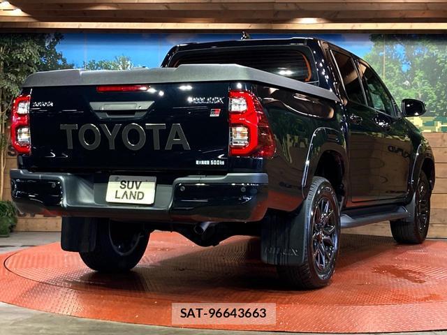 Toyota HILUX 2024-03 8649882-15