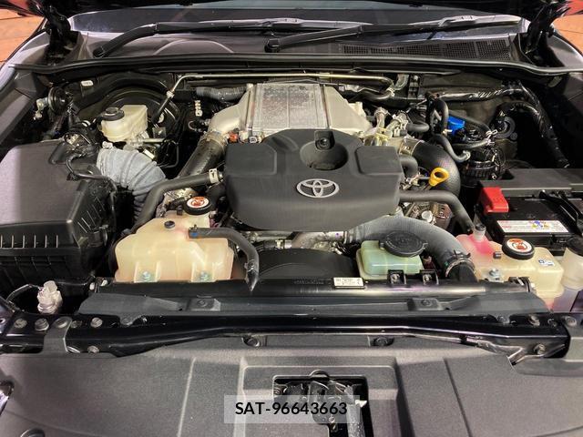 Toyota HILUX 2024-03 8649882-16