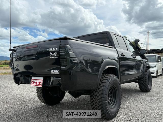 Toyota HILUX 2020-05 8649932-1