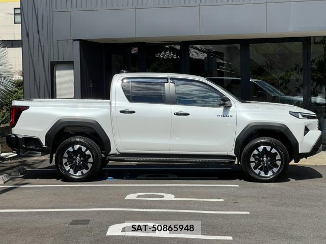 Toyota HILUX 2026-08 8649953-6