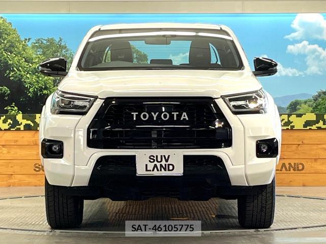 Toyota HILUX 2022-11 8651107-13