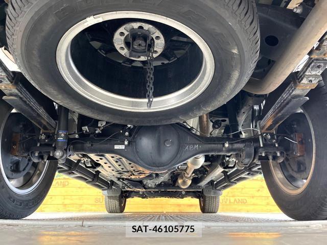 Toyota HILUX 2022-11 8651107-18