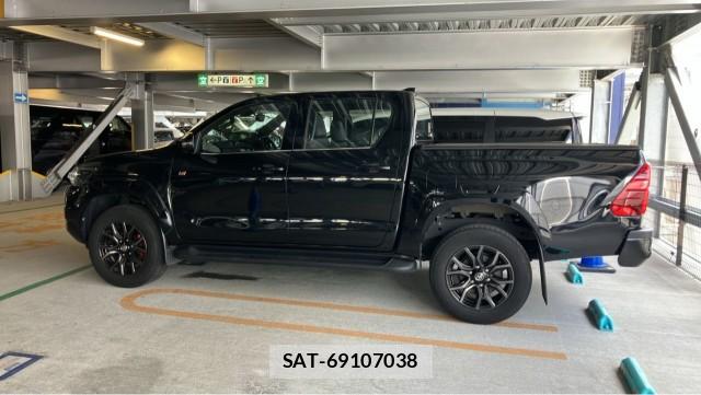 Toyota HILUX 2024-06 8651390-10