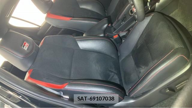 Toyota HILUX 2024-06 8651390-5