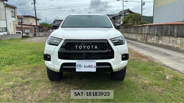 Toyota HILUX 2023-07 8651398-9
