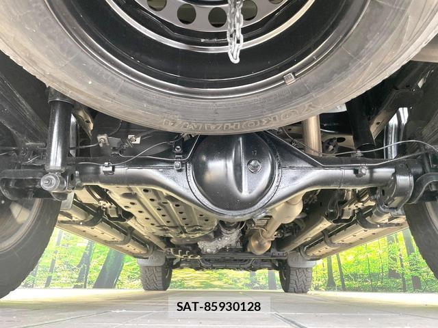 Toyota HILUX 2020-12 8651568-18