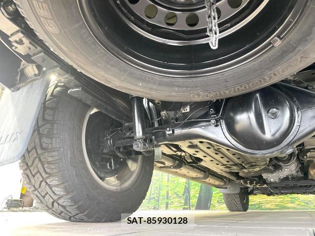 Toyota HILUX 2020-12 8651568-19