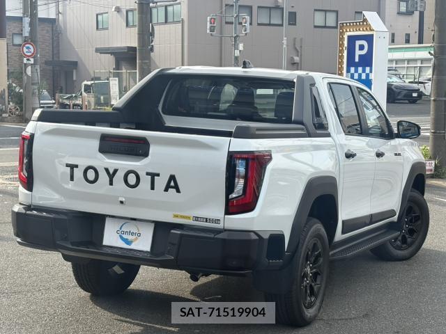Toyota HILUX 2026-08 8651949-2