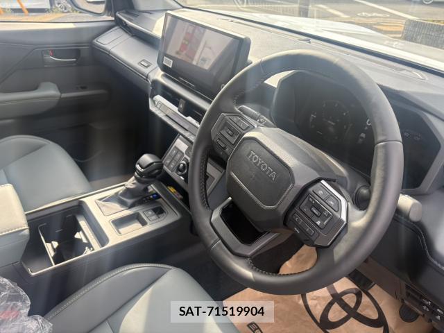 Toyota HILUX 2026-08 8651949-7