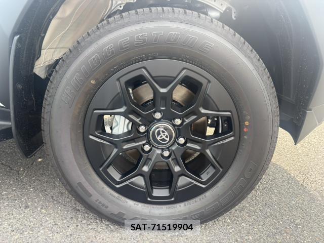 Toyota HILUX 2026-08 8651949-8