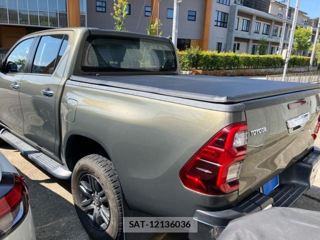 Toyota HILUX 2021-10 8652332-7