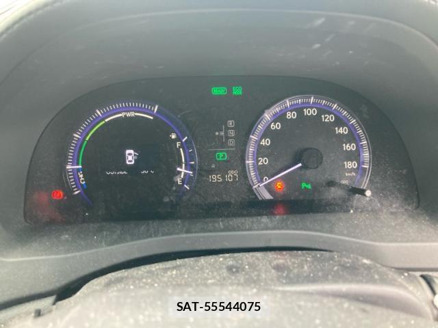 Lexus HS 2009-12 8648619-11