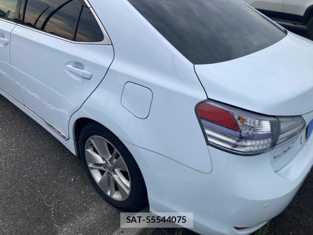 Lexus HS 2009-12 8648619-13