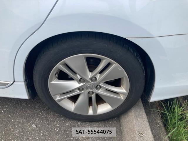 Lexus HS 2009-12 8648619-4