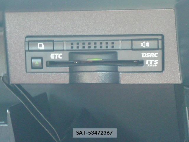 Lexus HS 2015-09 8649795-13