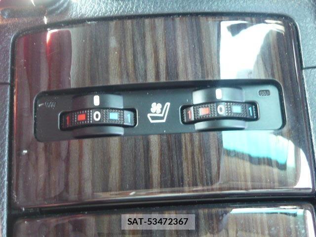 Lexus HS 2015-09 8649795-8