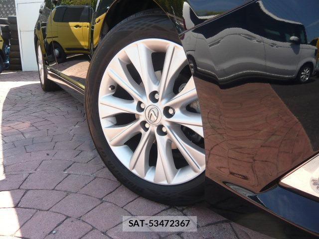 Lexus HS 2015-09 8649795-9
