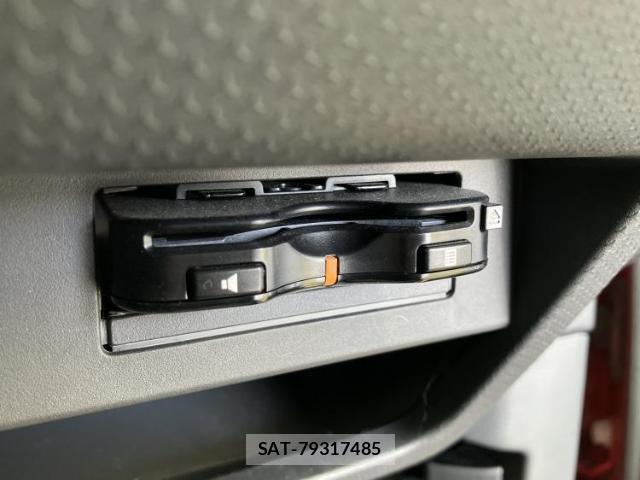 Suzuki HUSTLER 2015-11 8652414-17