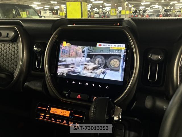 Suzuki HUSTLER 2023-05 8652811-12