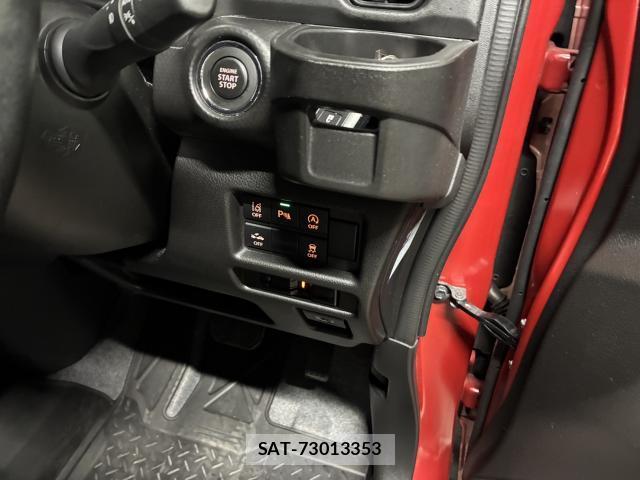 Suzuki HUSTLER 2023-05 8652811-17