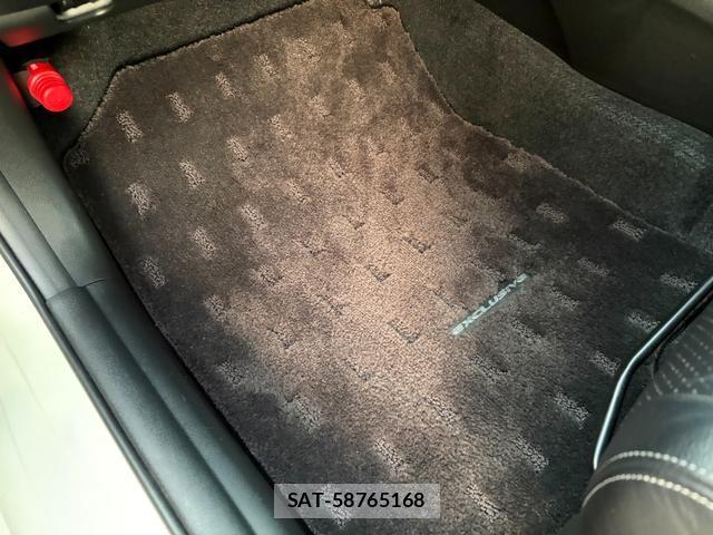 Honda INSIGHT EXCLUSIVE 2013-01 8647466-16