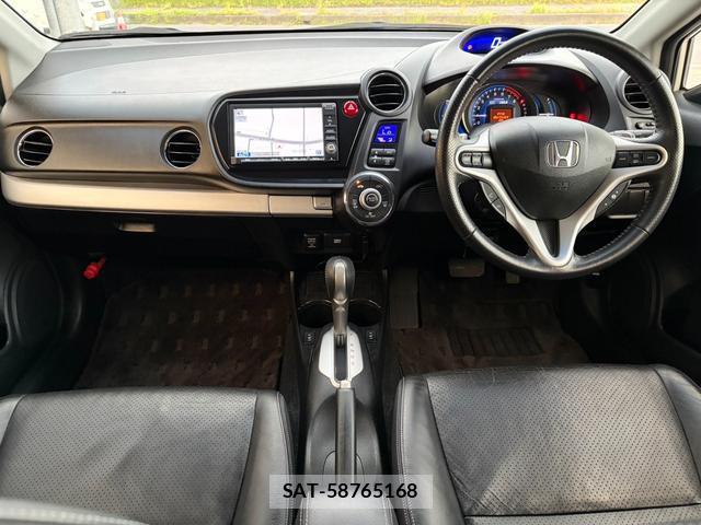 Honda INSIGHT EXCLUSIVE 2013-01 8647466-2