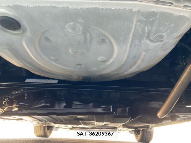 Toyota IQ 2009-07 8648621-12