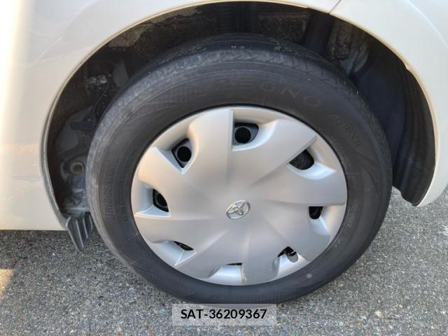 Toyota IQ 2009-07 8648621-5