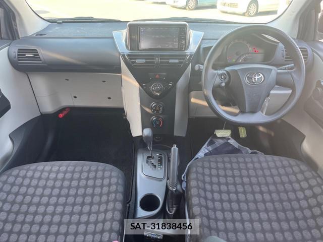 Toyota IQ 2014-06 8650725-1