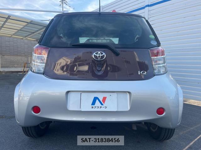 Toyota IQ 2014-06 8650725-12