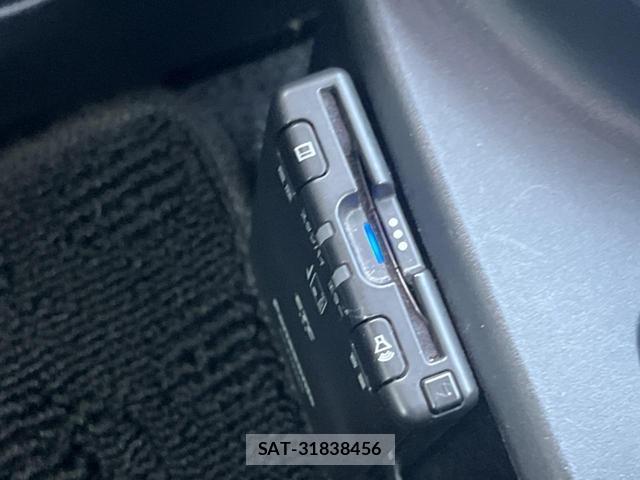 Toyota IQ 2014-06 8650725-4