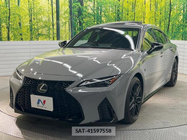 Lexus IS 2023-03 8646620-19