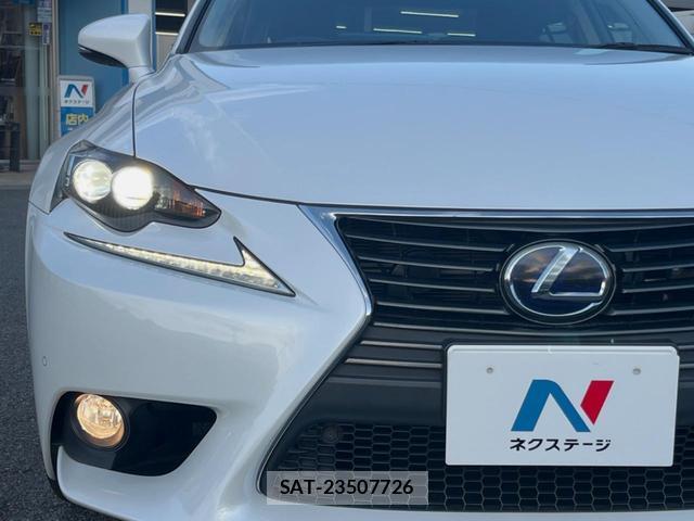 Lexus IS 2014-02 8646707-13