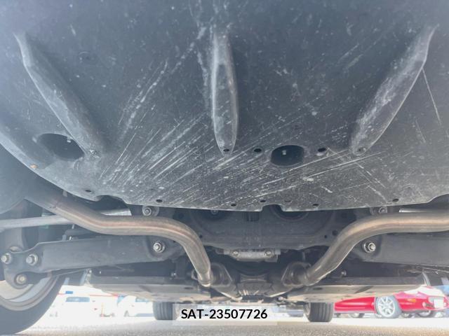 Lexus IS 2014-02 8646707-19