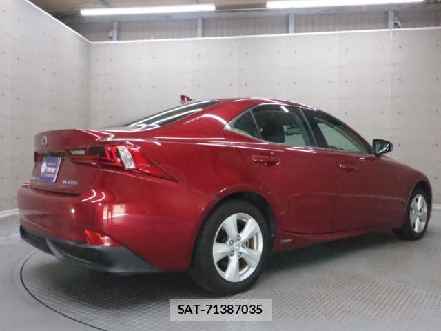 Lexus IS 2014-04 8647753-1