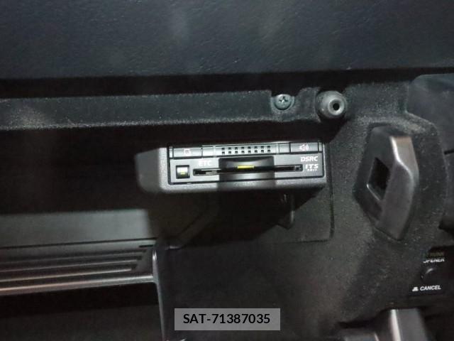 Lexus IS 2014-04 8647753-17
