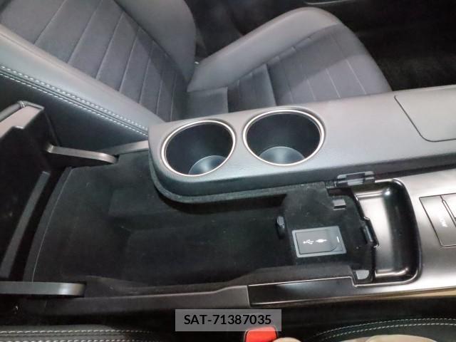 Lexus IS 2014-04 8647753-5