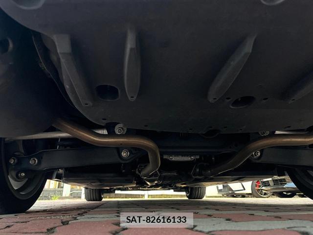 Lexus IS 2014-04 8648334-18