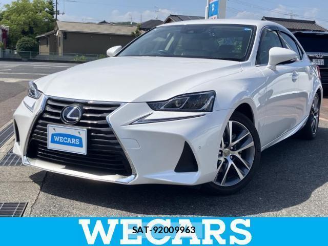Lexus IS 2017-03 8648744-0