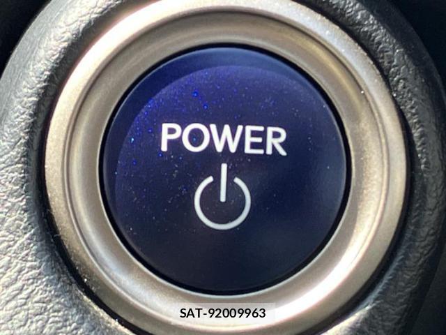 Lexus IS 2017-03 8648744-13