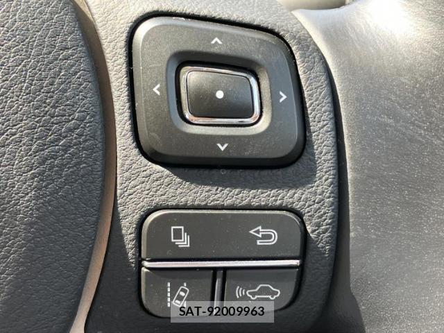 Lexus IS 2017-03 8648744-15