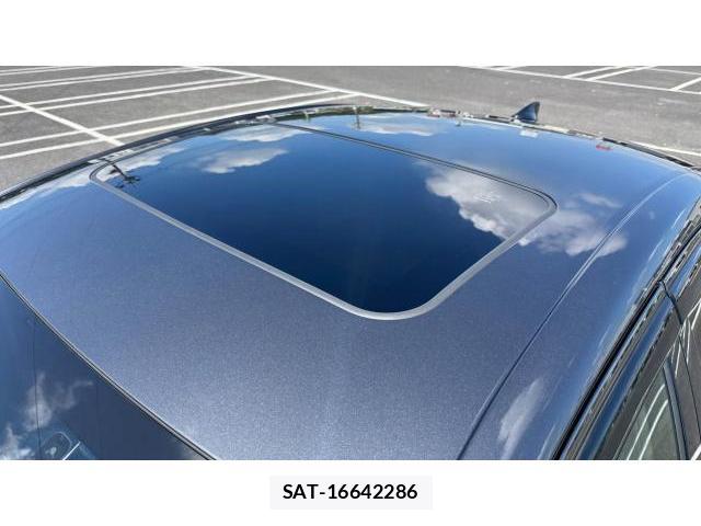 Lexus IS 2022 8649679-16