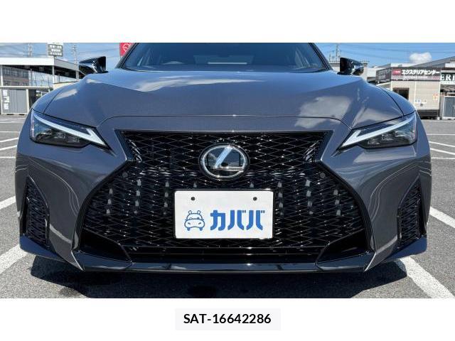 Lexus IS 2022 8649679-19