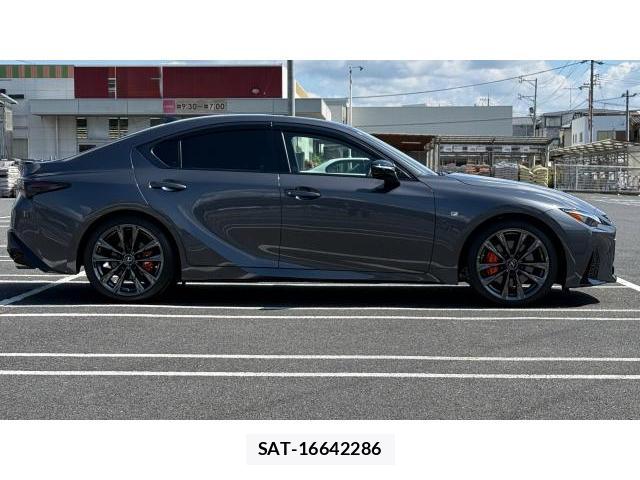 Lexus IS 2022 8649679-2