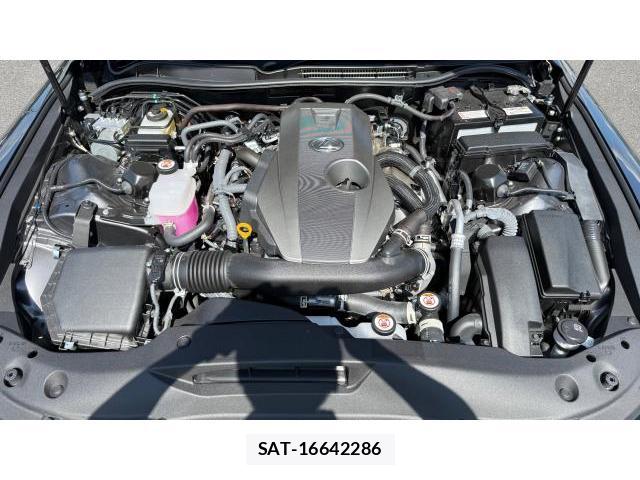 Lexus IS 2022 8649679-9