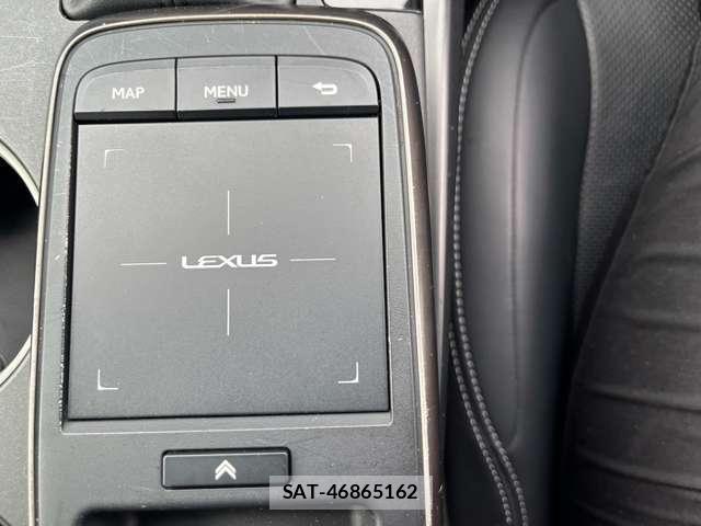 Lexus IS 2021-02 8649747-12