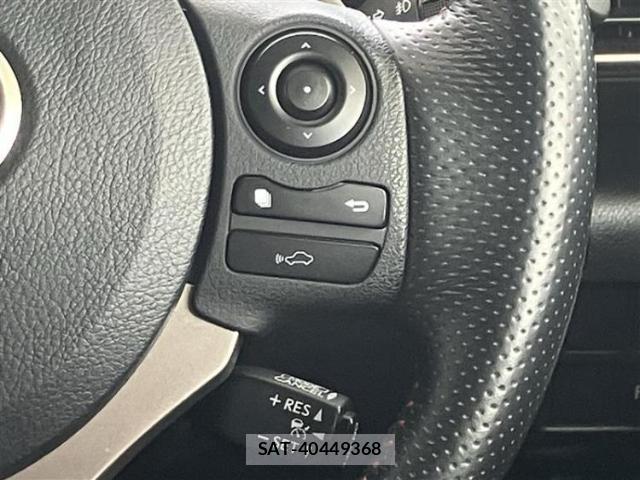 Lexus IS 2013-06 8652046-14