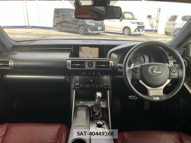 Lexus IS 2013-06 8652046-3